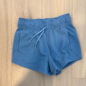 Lululemon women’s high waisted shorts